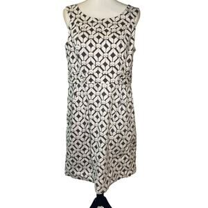 Robbie Bee Size 14 Sleeveless dress geometric print gray and white with pockets